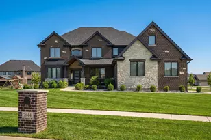 7844 Northwoods Ct, Frankfort, IL 60423 - Photo 1