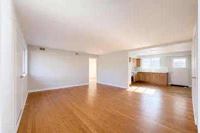 10 Garden Drive #8, La Grange Park, IL 60526 - Photo 3