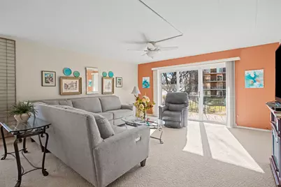 5300 Walnut Avenue #24B, Downers Grove, IL 60515 - Photo 5