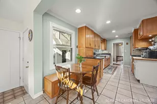 774 N Kenilworth Ave, Glen Ellyn, IL 60137 - Photo 9