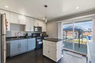 9904 S State St, Chicago, IL 60628 - Photo 9