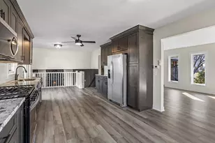 16027 91st Ave, Orland Hills, IL 60487 - Photo 9