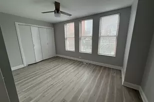 744 W Gordon Terrace, Chicago, IL 60613 - Photo 9