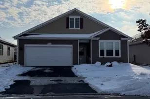 6321 N Aspen Ln, Wonder Lake, IL 60097 - Photo 1