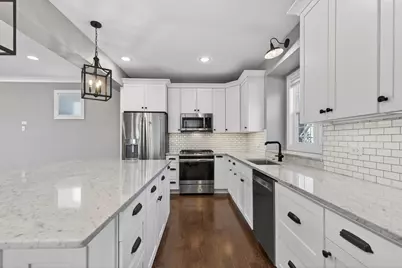 844 Hillside Avenue, Glen Ellyn, IL 60137 - Photo 7