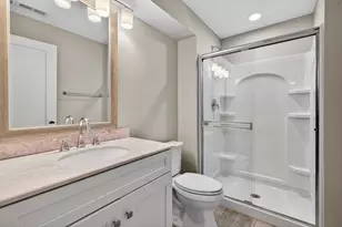 844 Hillside Ave, Glen Ellyn, IL 60137 - Photo 25