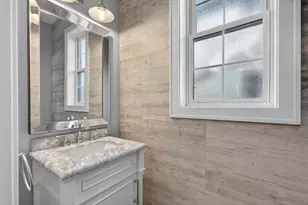 844 Hillside Ave, Glen Ellyn, IL 60137 - Photo 13