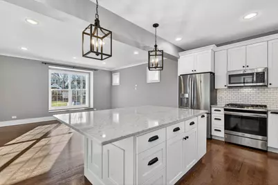 844 Hillside Avenue, Glen Ellyn, IL 60137 - Photo 9