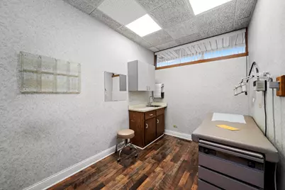 5346 W 95th Street, Oak Lawn, IL 60453 - Photo 11