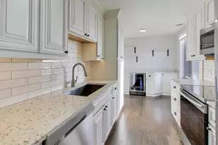 [Address not provided], Glenview, IL 60025 - Photo 5