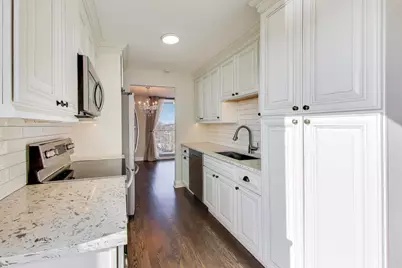 [Address not provided], Glenview, IL 60025 - Photo 3