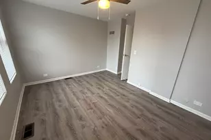 744 W Gordon Terrace, Chicago, IL 60613 - Photo 9