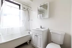 4112 N Broadway St, Chicago, IL 60613 - Photo 11