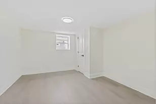 9419 S St Lawrence Ave, Chicago, IL 60619 - Photo 27