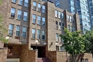 744 W Gordon Terrace, Chicago, IL 60613 - Photo 1