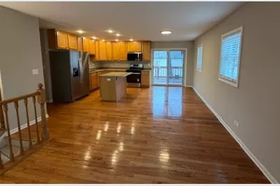 330 S Lakeshore Drive, Mundelein, IL 60060 - Photo 5