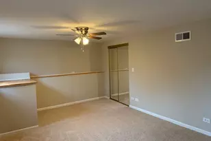 330 S Lakeshore Dr, Mundelein, IL 60060 - Photo 15