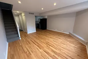 744 W Gordon Terrace, Chicago, IL 60613 - Photo 3