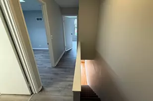 744 W Gordon Terrace, Chicago, IL 60613 - Photo 7