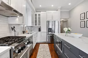 540 W Oakdale Ave, Chicago, IL 60657 - Photo 13