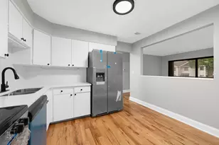 3110 Pheasant Creek Dr, Northbrook, IL 60062 - Photo 7