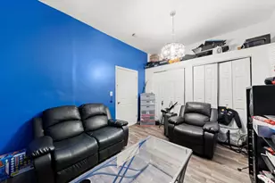 525 W 78th St, Chicago, IL 60620 - Photo 11