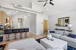 2249 W Foster Ave, Chicago, IL 60625 - Photo 5