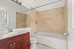 821 N Milwaukee Ave, Chicago, IL 60642 - Photo 11