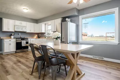 16285 Cannell Road, Rockton, IL 61072 - Photo 11