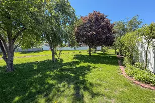 702 Balsam Dr, Saint John, IL 61873 - Photo 47