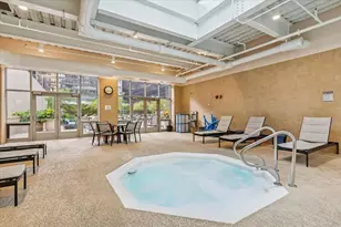 222 N Columbus Dr, Chicago, IL 60601 - Photo 9