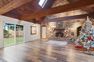 27 Maple Ave, Lake Zurich, IL 60047 - Photo 11