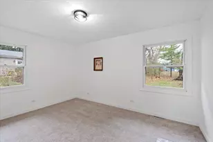 27 Maple Ave, Lake Zurich, IL 60047 - Photo 17