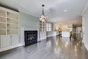 2038 N Burling St, Chicago, IL 60614 - Photo 3