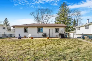 987 Lakewood Dr, Bartlett, IL 60103 - Photo 25