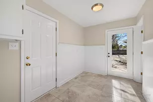 479 Porter Ave, Crystal Lake, IL 60014 - Photo 9