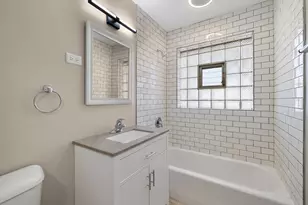 479 Porter Ave, Crystal Lake, IL 60014 - Photo 11