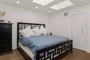 1645 W School St, Chicago, IL 60657 - Photo 13