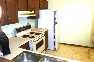 19561 Lake Shore Dr, Lynwood, IL 60411 - Photo 11