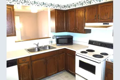 19561 Lake Shore Drive #1-S, Lynwood, IL 60411 - Photo 9