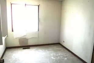 19561 Lake Shore Dr, Lynwood, IL 60411 - Photo 15