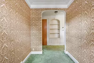 6745 N Leoti Ave, Chicago, IL 60646 - Photo 3