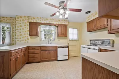 6745 N Leoti Avenue, Chicago, IL 60646 - Photo 11