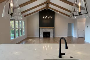 832 Sunflower Dr, Geneva, IL 60134 - Photo 5