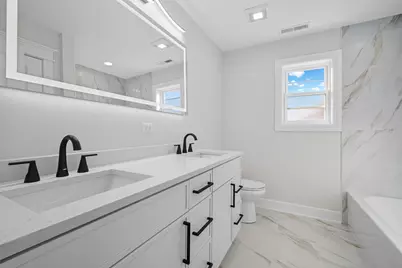 6109 W Berenice Avenue, Chicago, IL 60634 - Photo 19