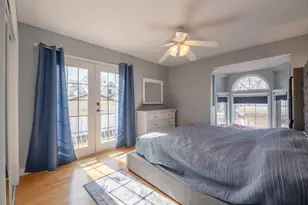 1864 Illinois St, Des Plaines, IL 60018 - Photo 9