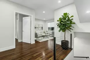 2850 W Henderson St, Chicago, IL 60618 - Photo 3