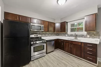 815 W 187th Street, Glenwood, IL 60425 - Photo 5