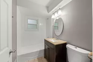 815 W 187th St, Glenwood, IL 60425 - Photo 13