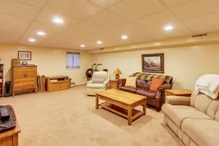 735 Garfield Ave, Libertyville, IL 60048 - Photo 17